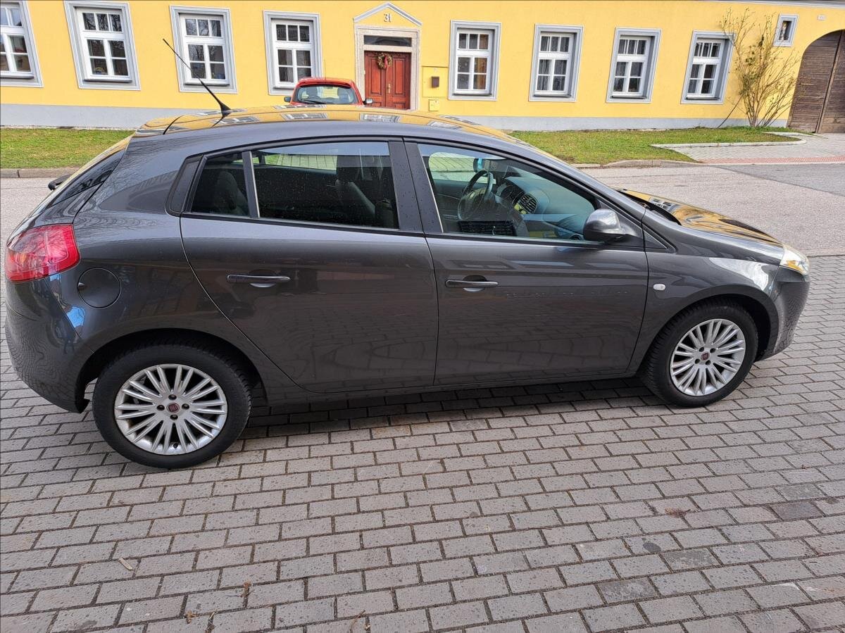 Fiat Bravo Hatchback 1,6 l 77 kw