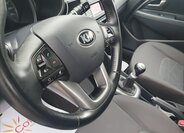 KIA Rio 15