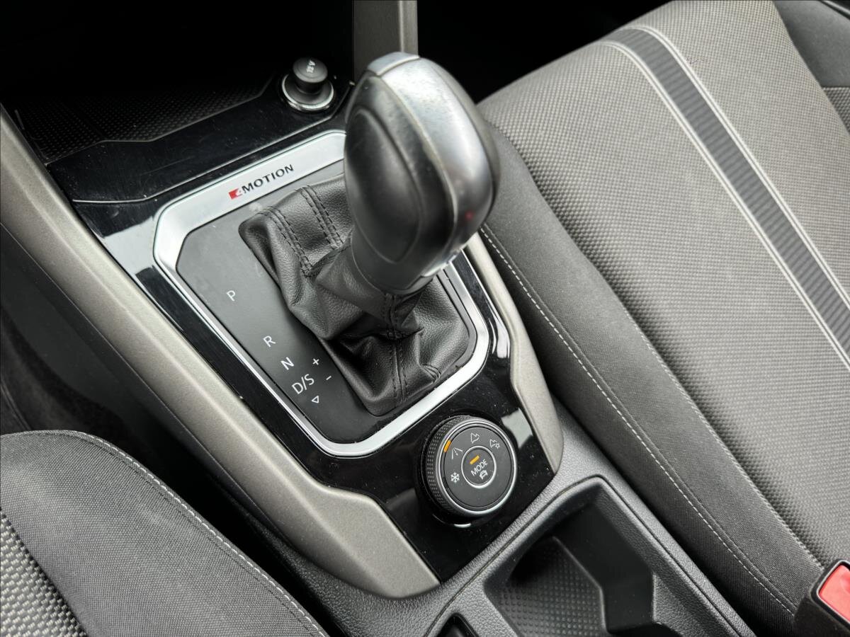 Volkswagen T-Roc Hatchback 2,0 l 110 kw