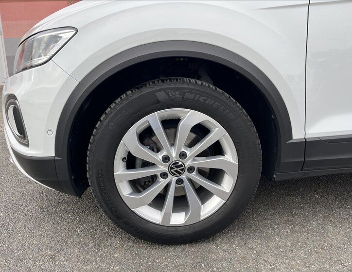 Volkswagen T-Roc 59