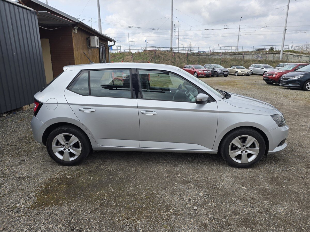 Škoda Fabia Hatchback 999,0 70 kw