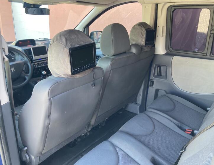 Peugeot Expert 9