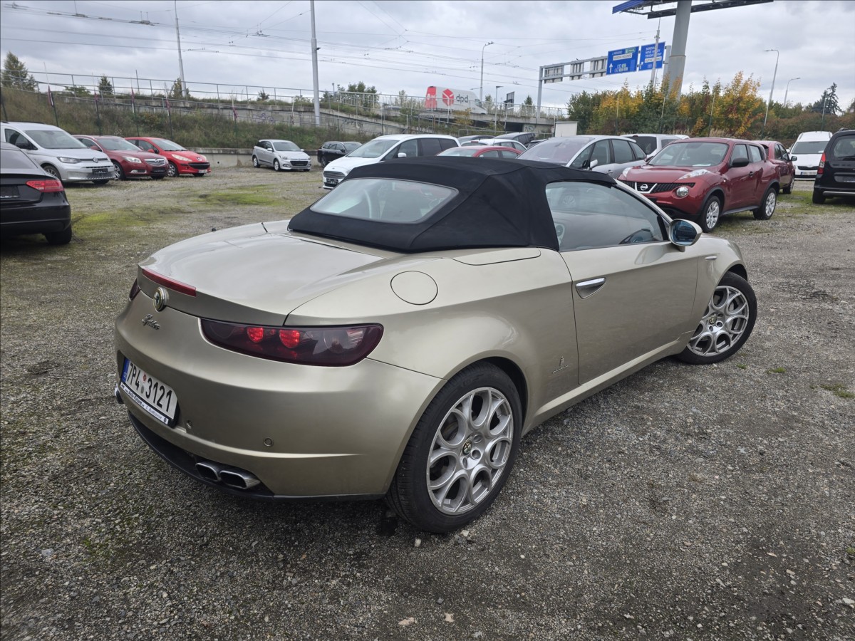Alfa Romeo Spider