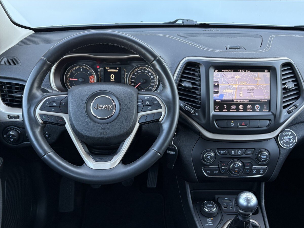 Jeep Cherokee SUV 2,0 l 103 kw