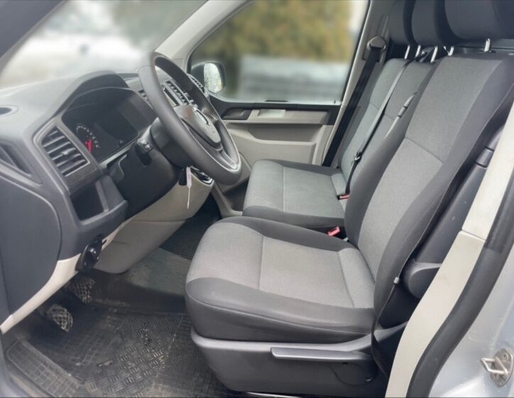 Volkswagen Transporter Skříň 2,0 l 75 kw