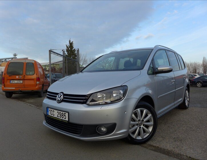 Volkswagen Touran Kombi 1,6 l 77 kw