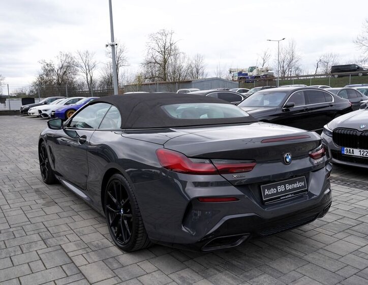BMW Řada 8 Kabriolet 4,4 l 390 kw