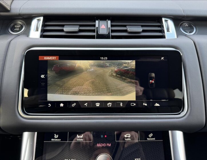 Land Rover Range Rover Sport SUV 3,0 l 221 kw