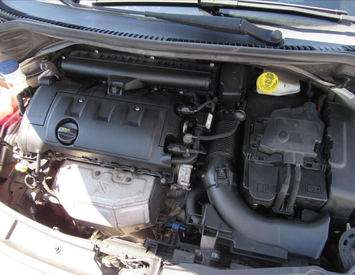 Peugeot 207 Kombi 1,6 l 88 kw