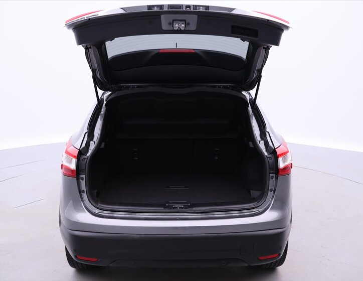 Nissan Qashqai SUV 1,2 l 85 kw