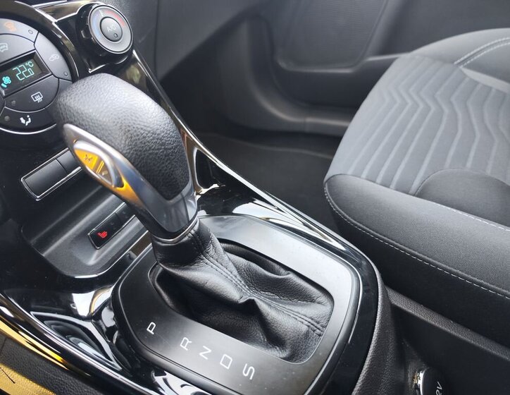 Ford Fiesta Hatchback 998,0 74 kw