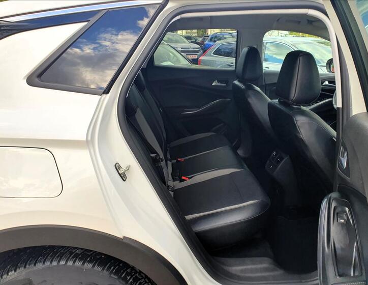 Opel Grandland X 16