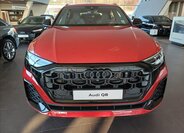 Audi Q8 SUV / Terénní 3,0 l 210 kw