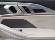 BMW Řada 8 Kabriolet 4,4 l 390 kw