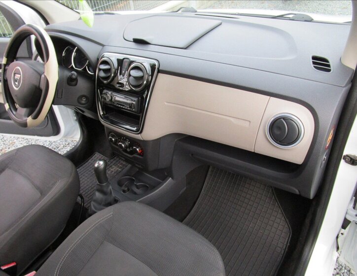 Dacia Lodgy 15