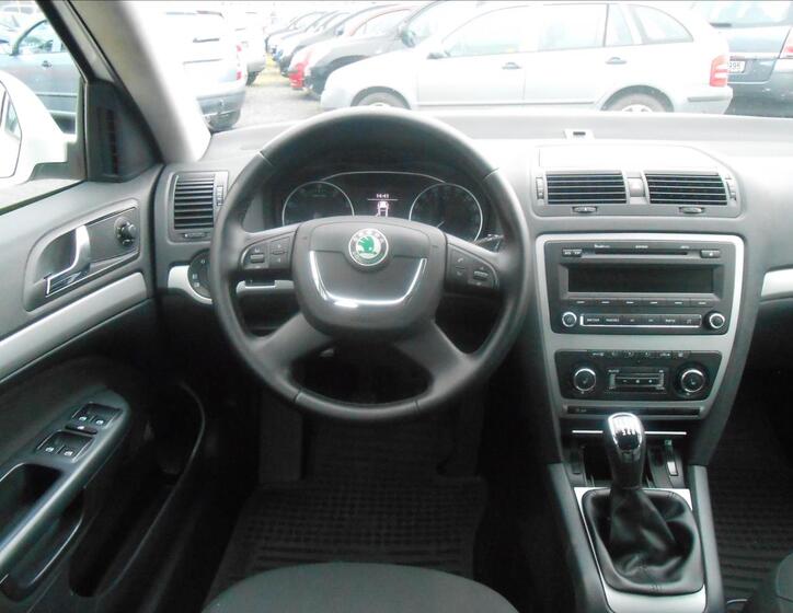 Škoda Octavia 13