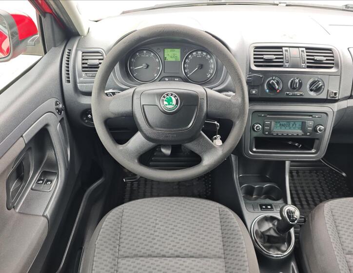 Škoda Fabia 16