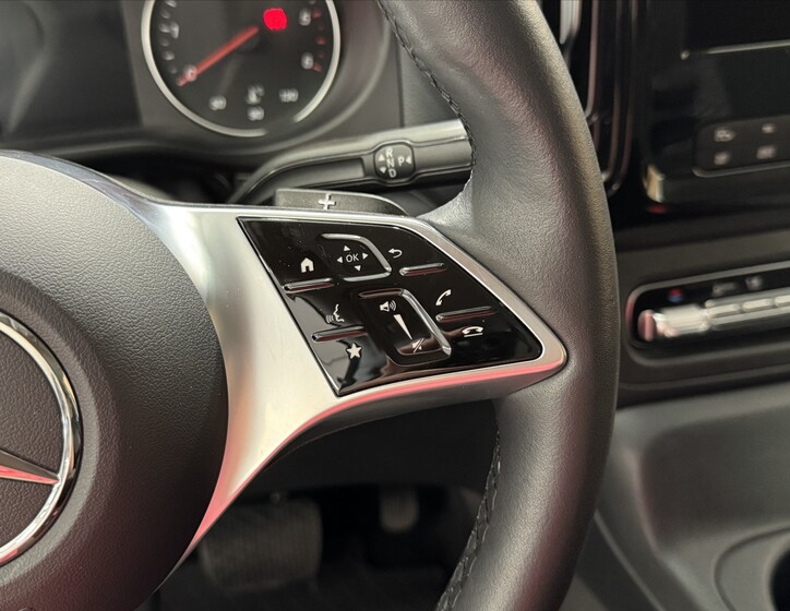 Mercedes-Benz Vito 14