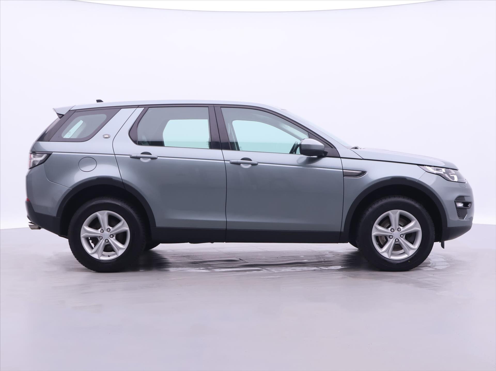 Land Rover Discovery Sport SUV 2,0 l 110 kw