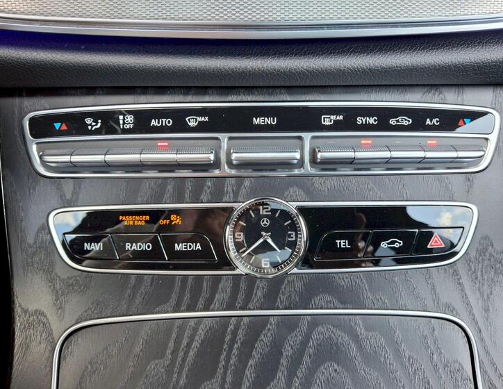 Mercedes-Benz Třídy E 25