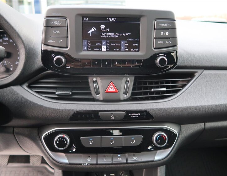 Hyundai i30 Hatchback 1,4 l 73 kw