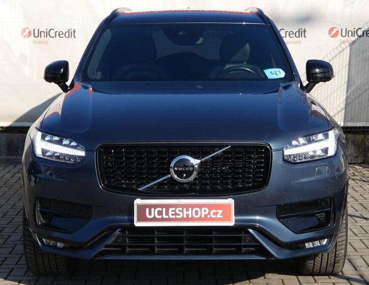 Volvo XC90 SUV / Terénní 2,0 l 173 kw
