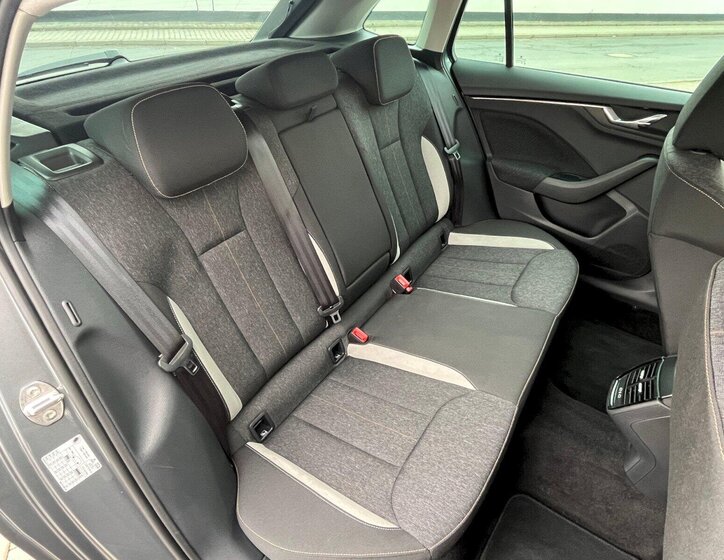 Škoda Scala Hatchback 1,0 l 85 kw