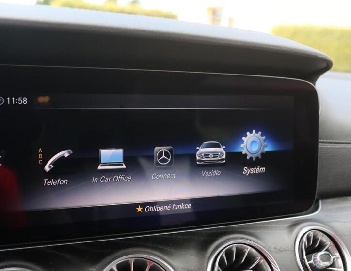 Mercedes-Benz Třídy E 40