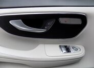 Mercedes-Benz Třídy V 22