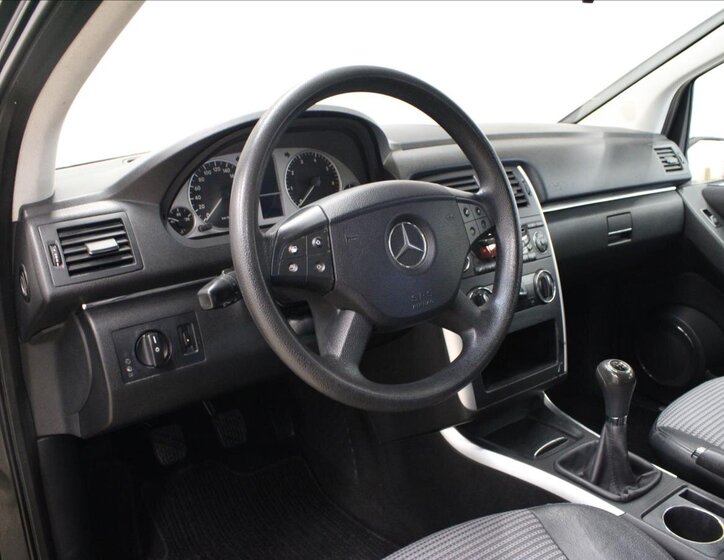 Mercedes-Benz Třídy B 10