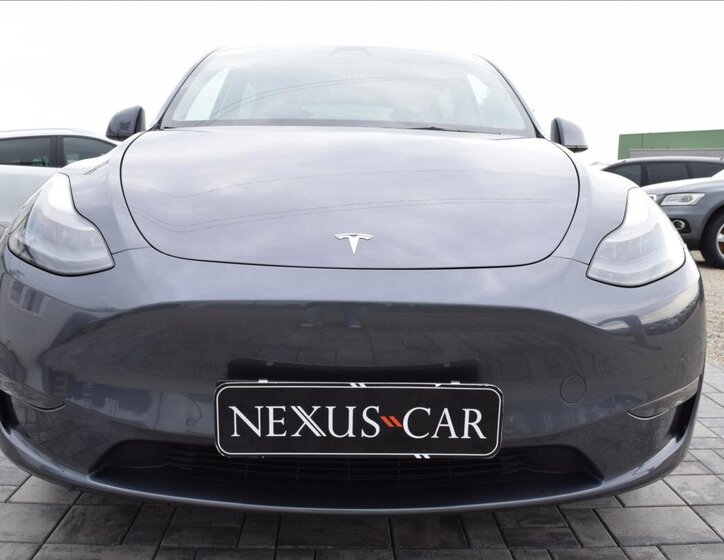 Tesla Model Y SUV / Terénní 0,0 378 kw