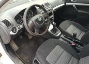 Škoda Octavia Sedan / Limuzína 1,6 l 77 kw