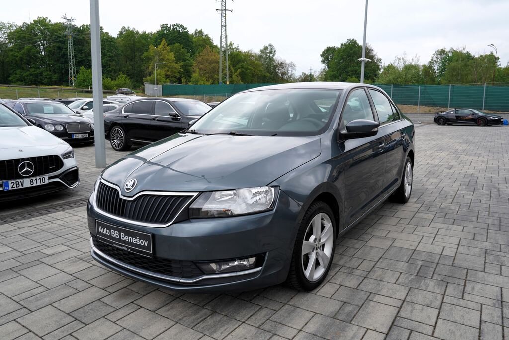 Škoda Rapid Hatchback 999,0 70 kw