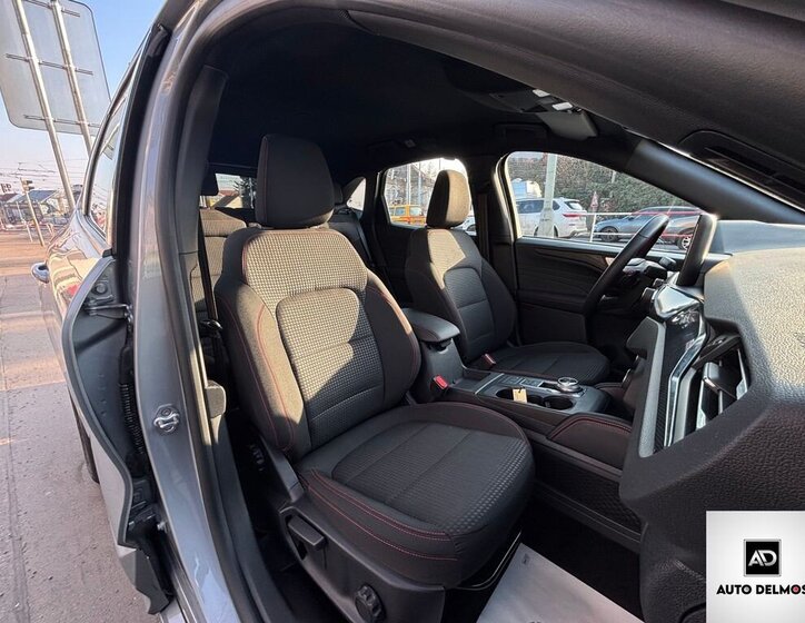 Ford Kuga SUV / Terénní 1,5 l 88 kw