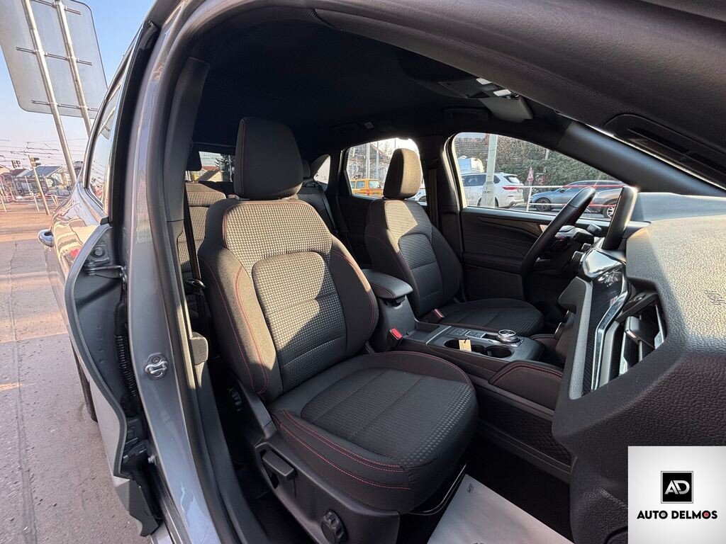 Ford Kuga SUV / Terénní 1,5 l 88 kw