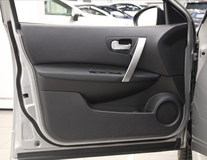 Nissan Qashqai Kombi 1,6 l 84 kw