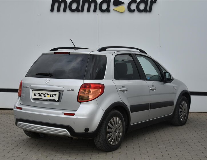 Suzuki SX4 Hatchback 1,6 l 79 kw