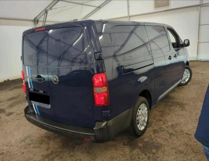 Opel Vivaro 2