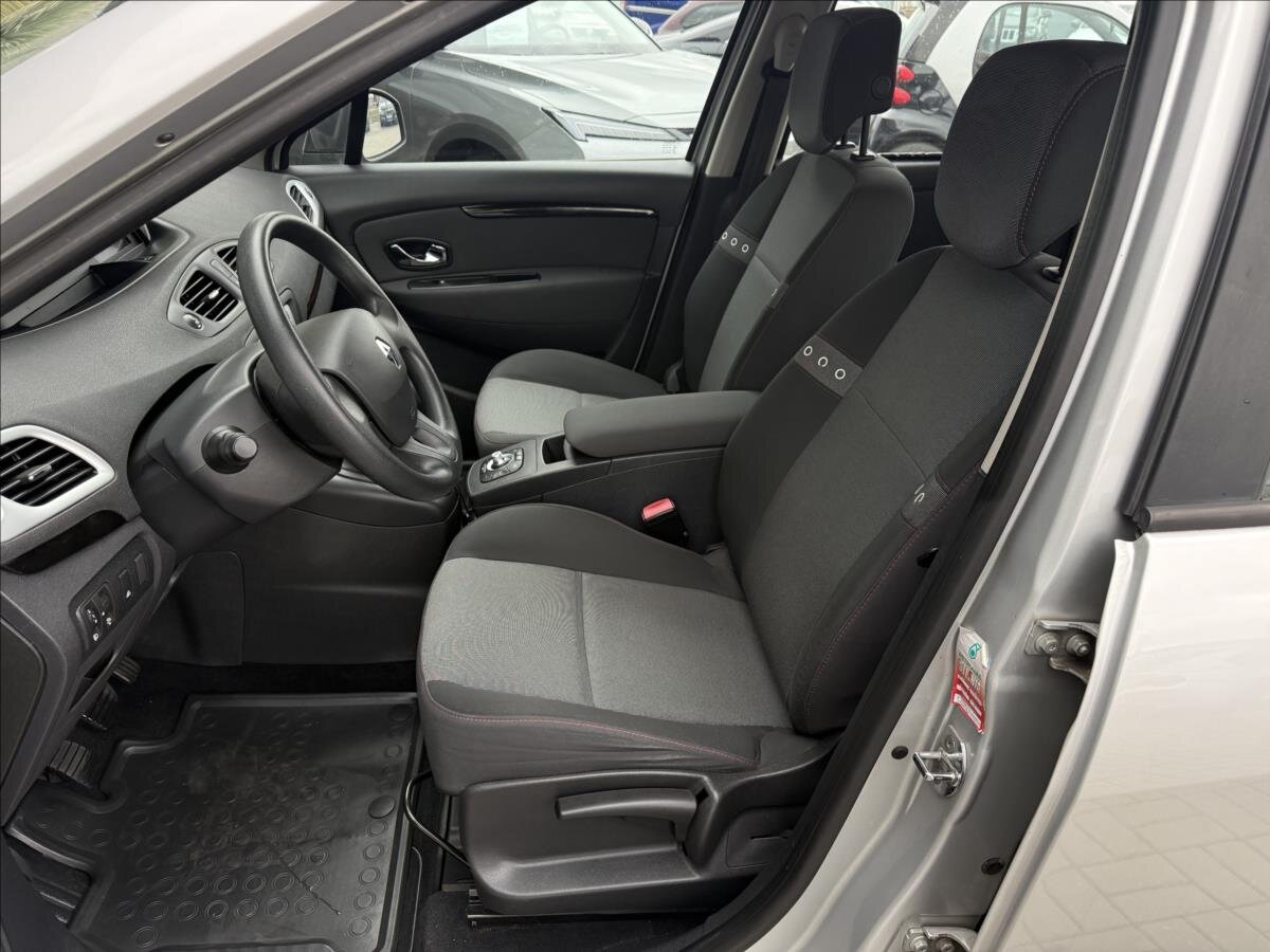 Renault Scénic Hatchback 1,5 l 81 kw