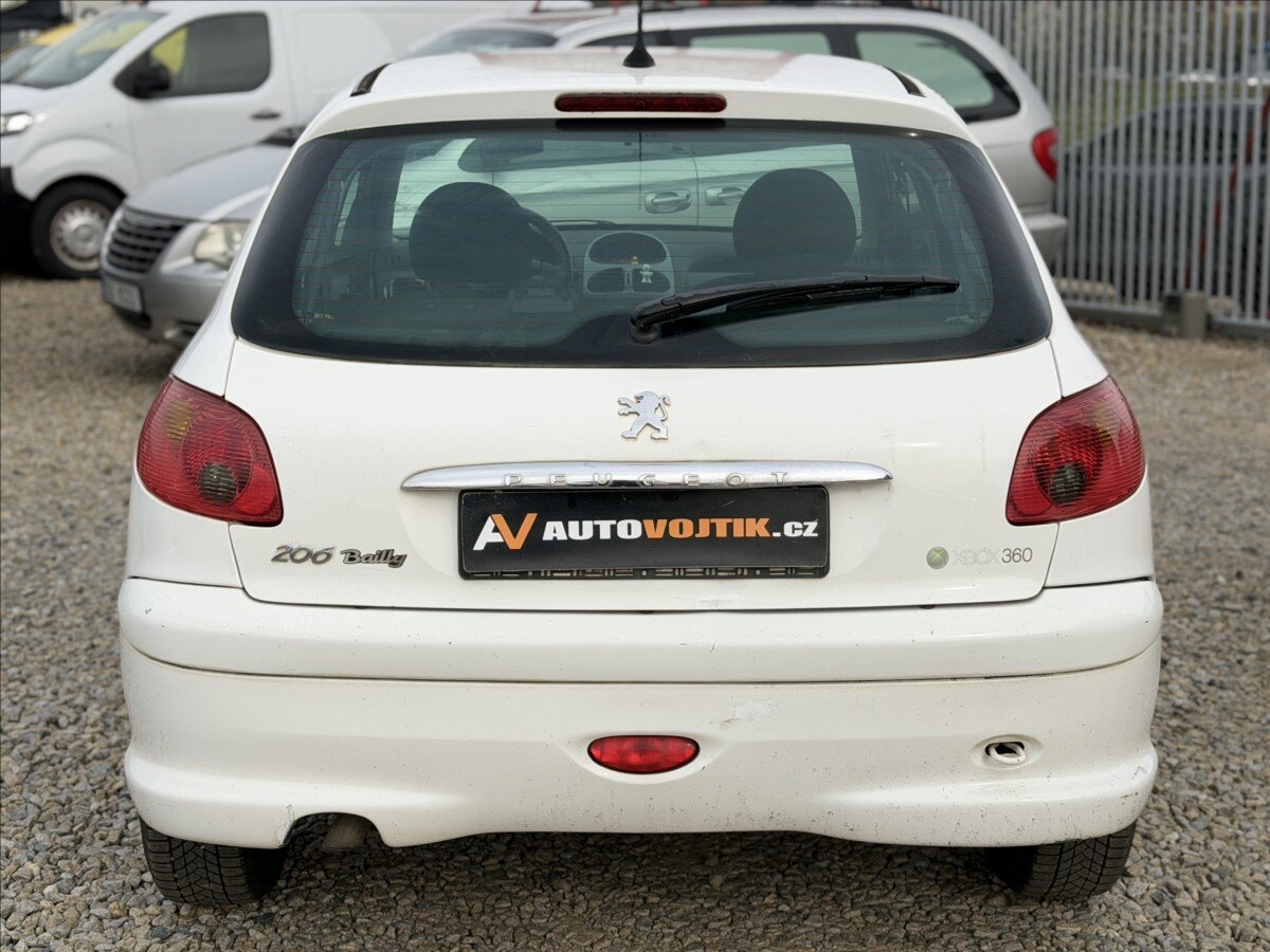 Peugeot 206 Hatchback 1,4 l 50 kw