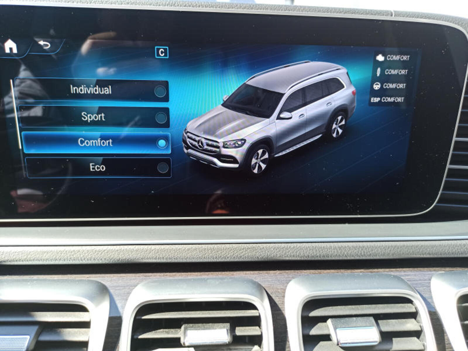 Mercedes-Benz GLS 26