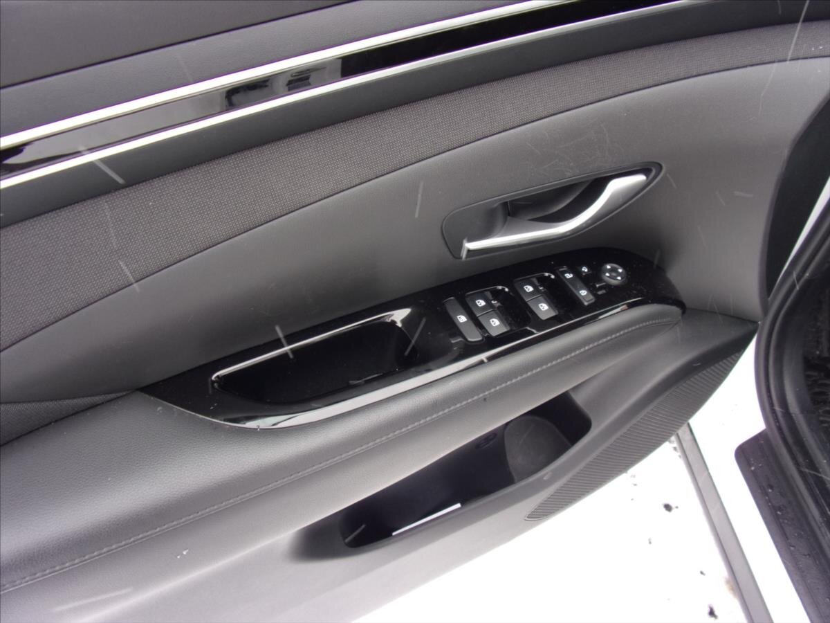 Hyundai Tucson SUV 1,6 l 110 kw