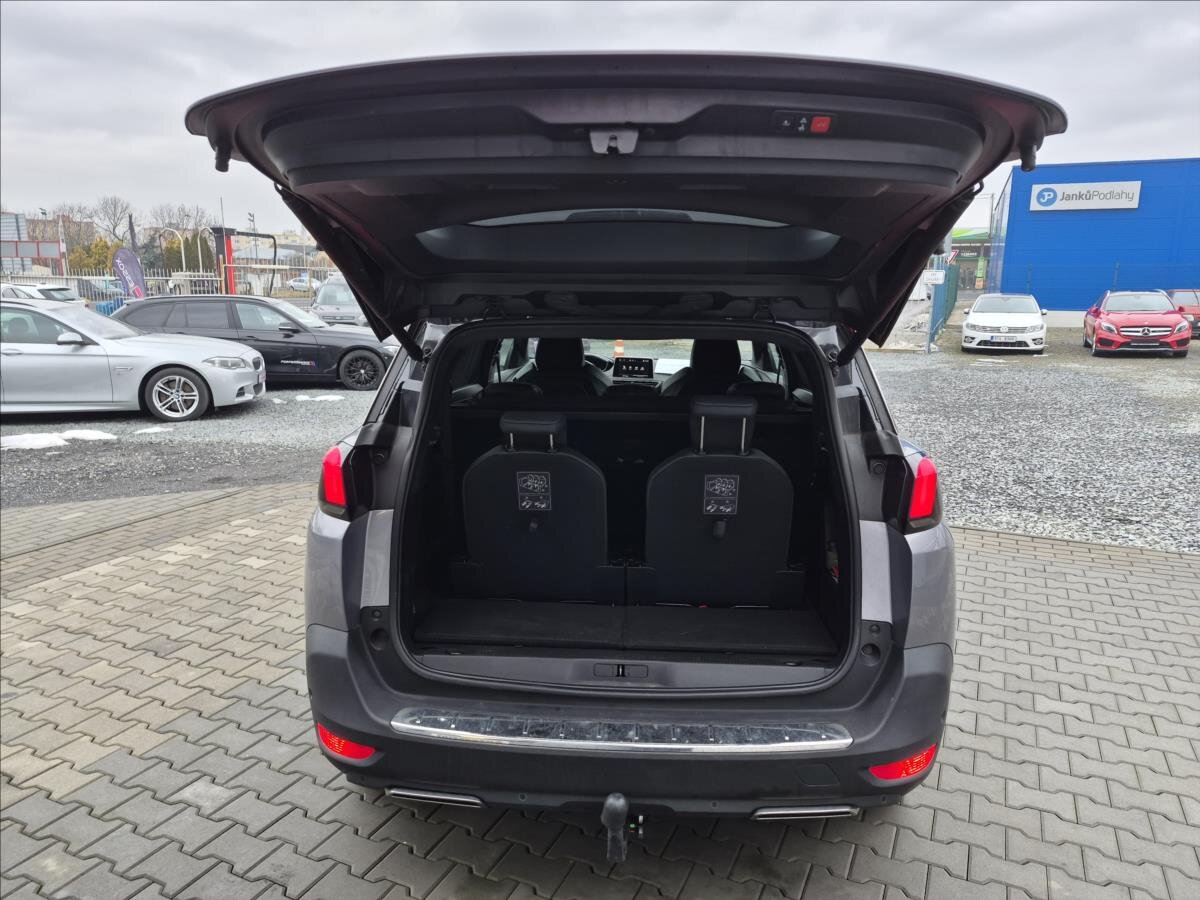 Peugeot 5008 MPV 1,6 l 133 kw
