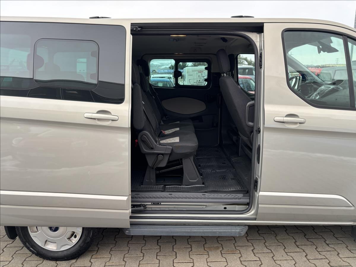Ford Tourneo Custom Kombi 2,2 l 92 kw