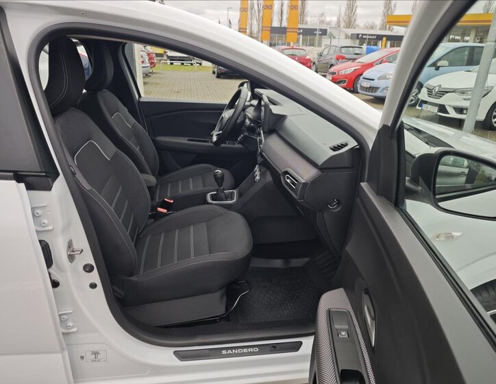 Dacia Sandero 14