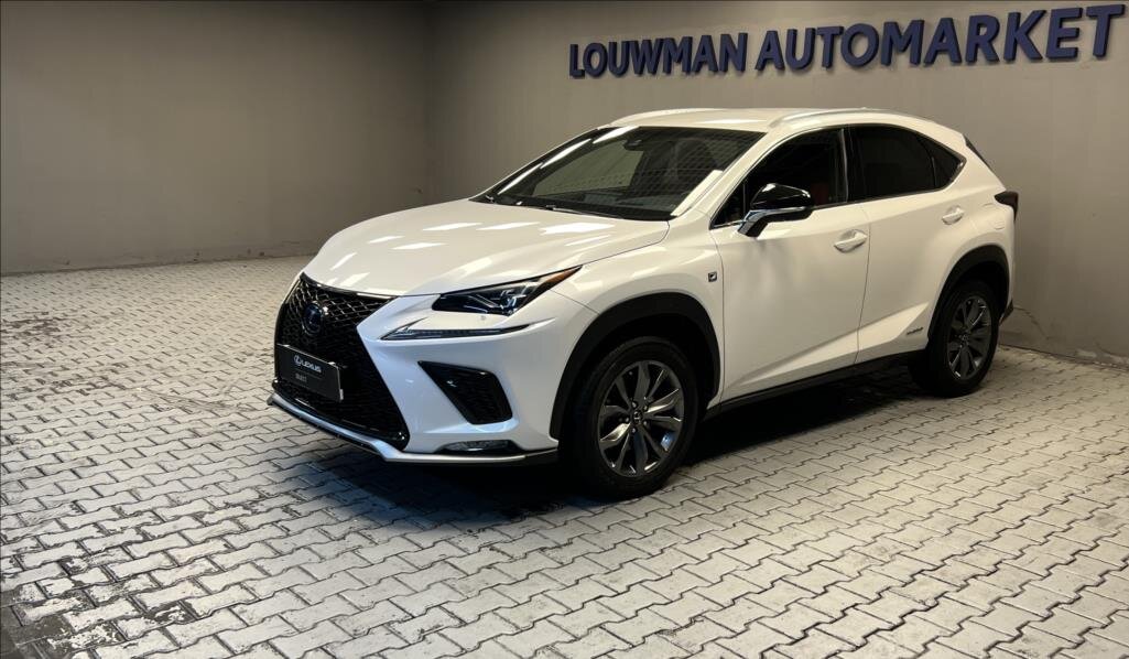 Lexus NX 300h SUV / Terénní 2,5 l 145 kw