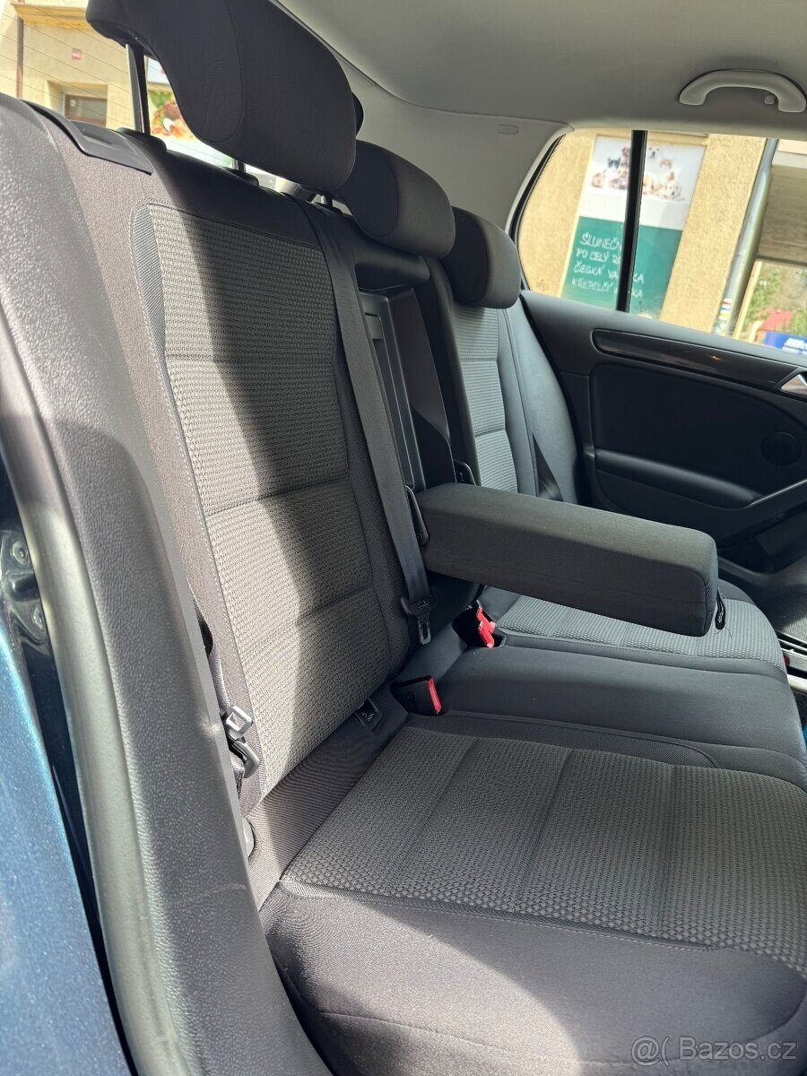 Volkswagen Golf Hatchback 0,0 77 kw