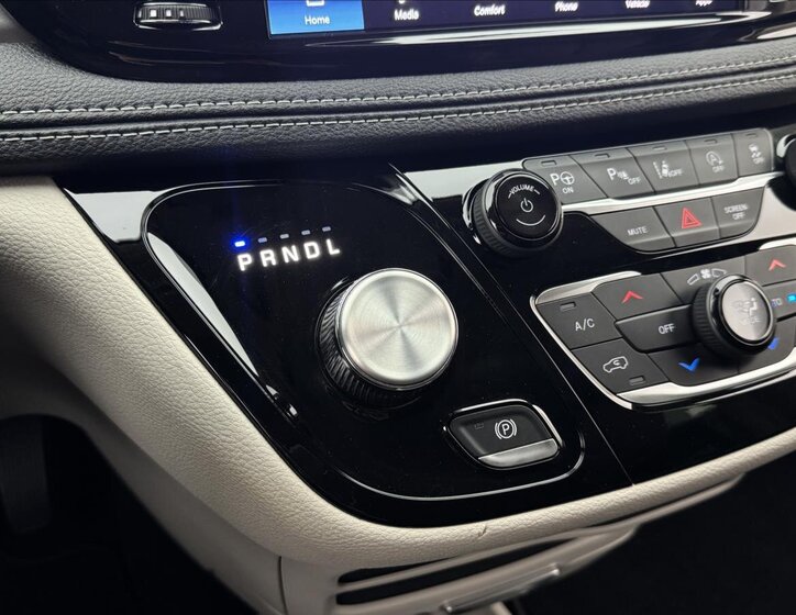 Chrysler Pacifica MPV 3,6 l 214 kw