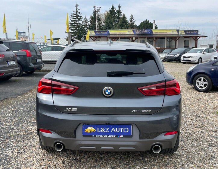 BMW X2 SUV / Terénní 2,0 l 140 kw