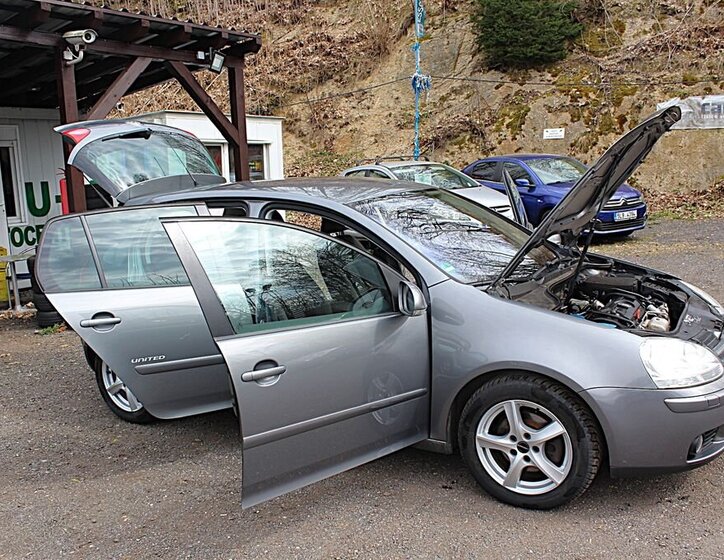 Volkswagen Golf Hatchback 1,4 l 90 kw